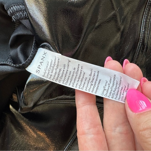 SPANX Women’s Faux Patent Leather Leggings Ankle Black Petite Medium - Picture 6 of 7